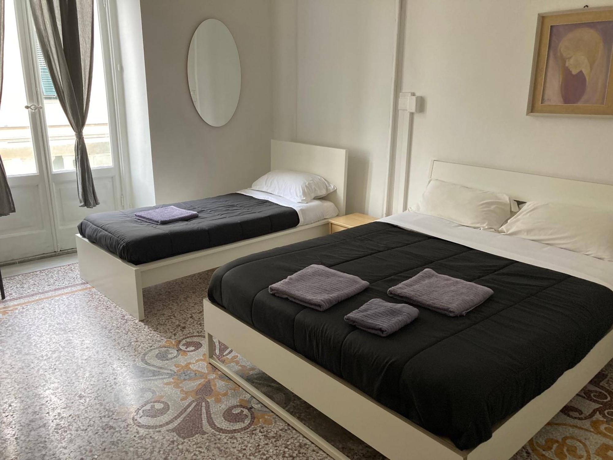 Guest House Roma 제노바 외부 사진