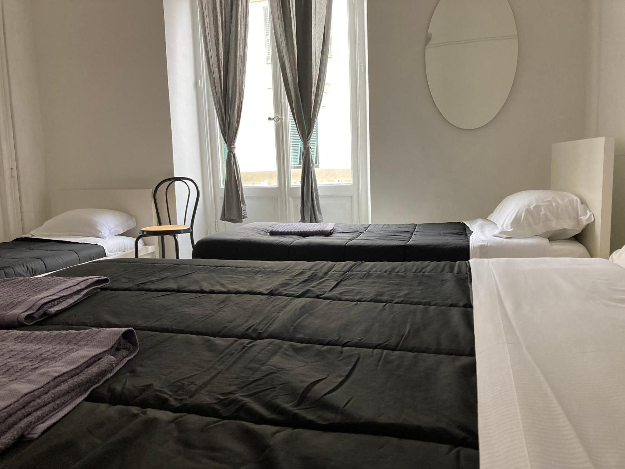 Guest House Roma 제노바 외부 사진