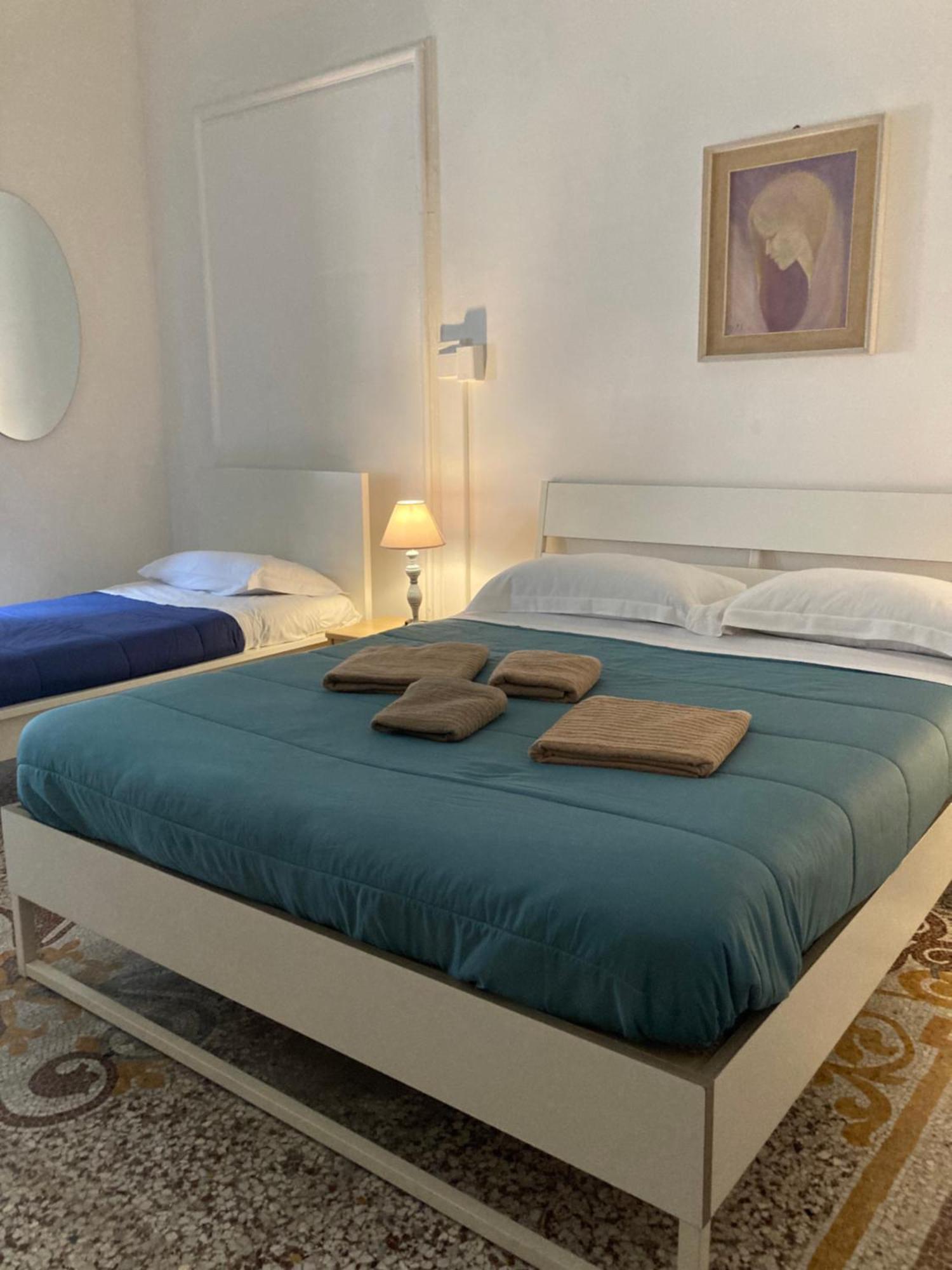 Guest House Roma 제노바 외부 사진